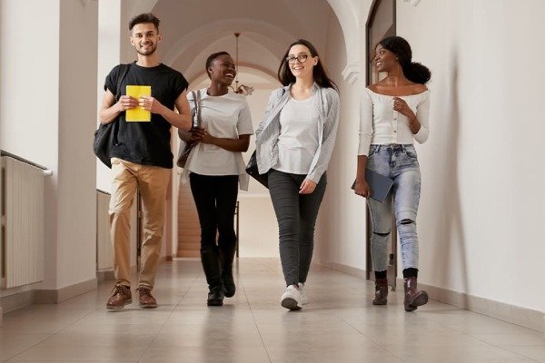 10 Fully Funded Scholarships in Spain 2026